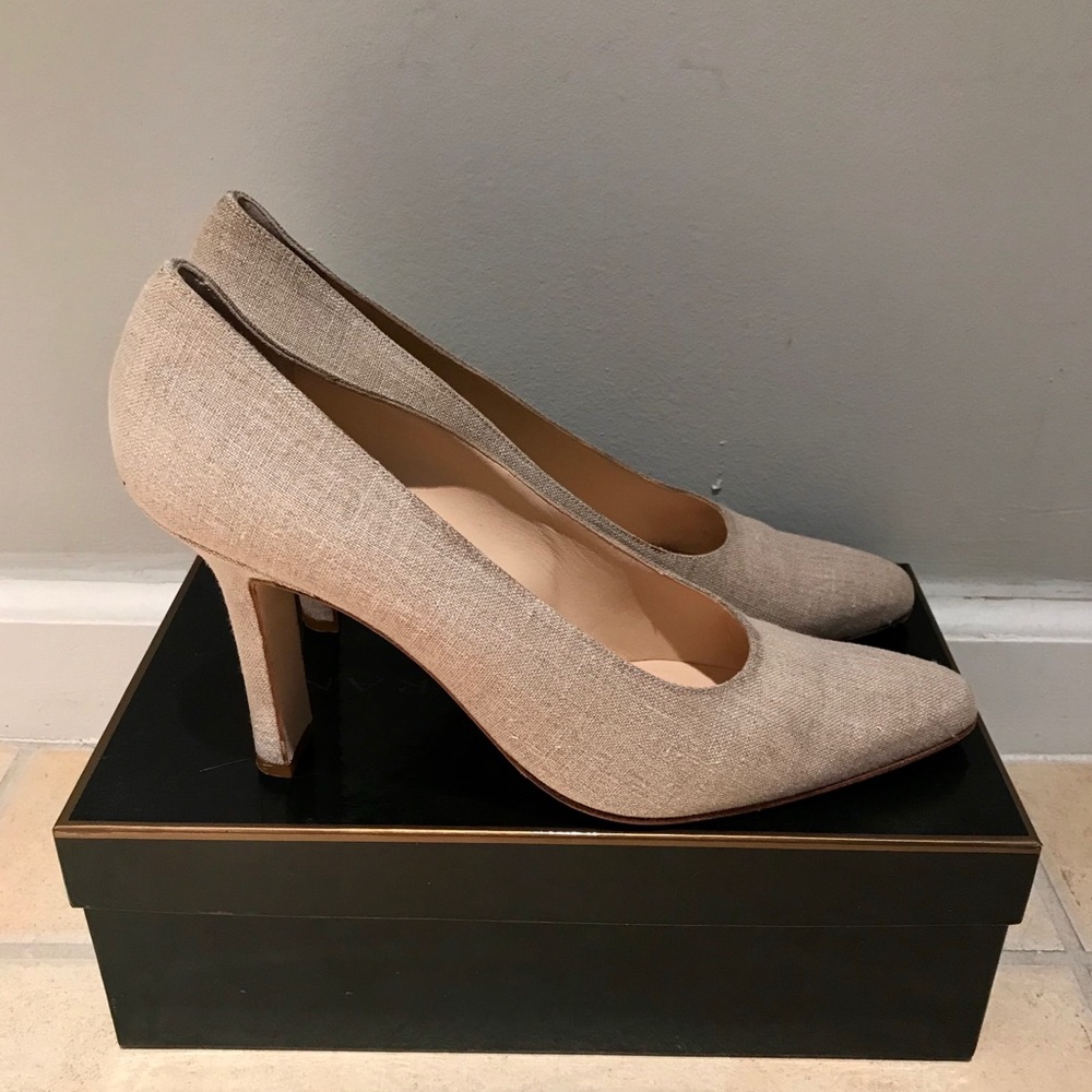 Donna Karan Linen Natural/Tan Heel - Size 9.5